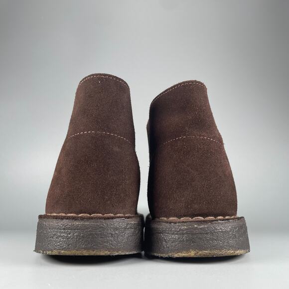 Clarks Men\'s Size 10 M Brown Suede Chukka Ankle Boots Lace Up Casual Walking GUC main image 4